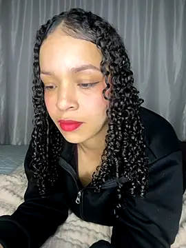 Yasmin777  online show from November 21, 2025, 10:53 pm