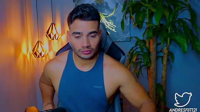 AndresR3 online show from October 5, 2025, 11:28 pm