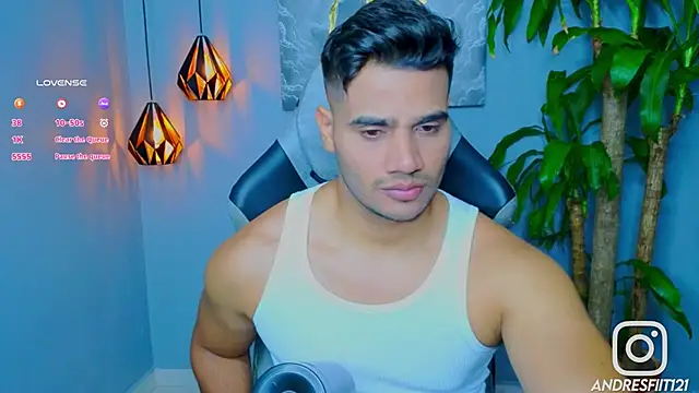 AndresR3 online show from September 21, 2025, 9:42 pm