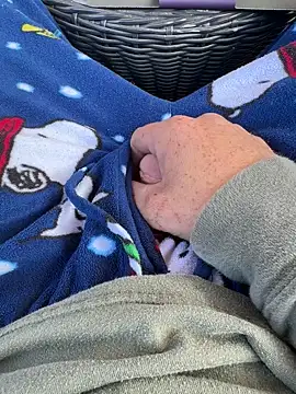 Snapshot of Chris2201hdb chatting on February 17, 2026, 3:53 pm Chris2201hdb online show from February 17, 2026, 3:53 pm