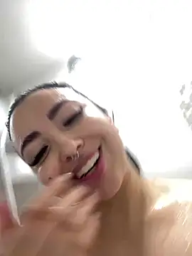 Snapshot of Claiborne_Morris chatting on January 18, 2026, 6:33 pm Claiborne Morris online show from January 18, 2026, 6:33 pm