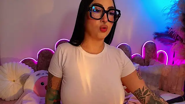 Snapshot of Claiborne_Morris chatting on February 22, 2026, 7:59 pm Claiborne Morris online show from February 22, 2026, 7:59 pm