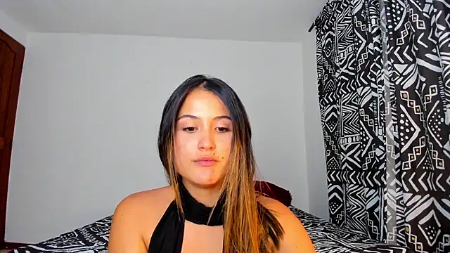 Ana  Pink online show from May 21, 2026, 12:41 am