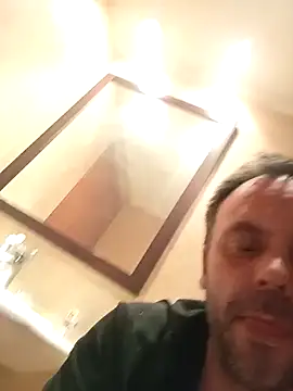 manchego85 online show from April 25, 2026, 1:41 am