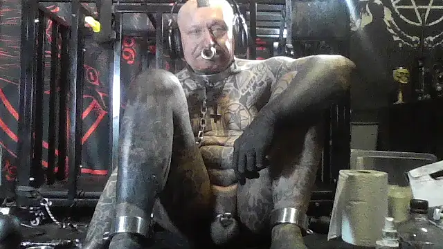 object857 online show from April 17, 2026, 10:56 pm