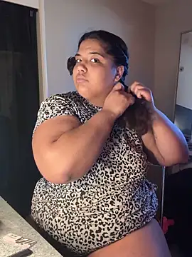 1n0nlythroat online show from February 8, 2026, 10:18 pm