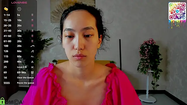 FlirtyAura online show from March 13, 2026, 3:11 am