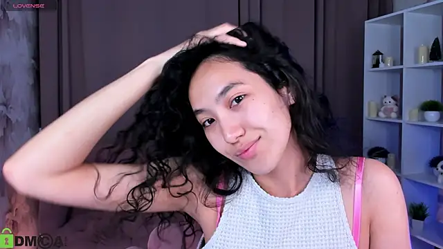 Snapshot of FlirtyAura chatting on July 23, 2026, 11:44 pm FlirtyAura online show from July 23, 2026, 11:44 pm