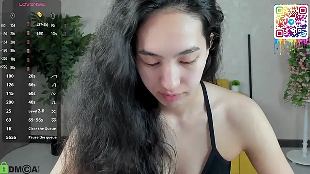 FlirtyAura online show from March 9, 2026, 3:43 am