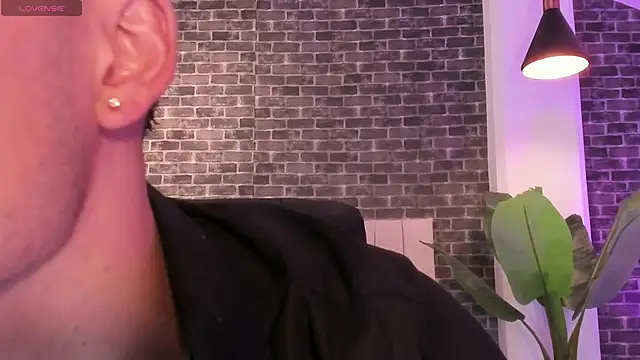 connorsmiith online show from February 9, 2026, 10:30 pm