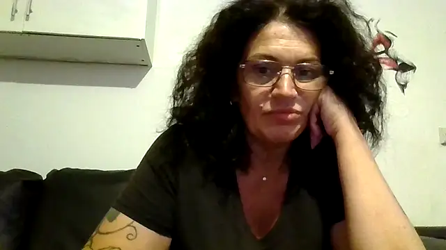 RubyyRosee online show from July 13, 2026, 5:40 am