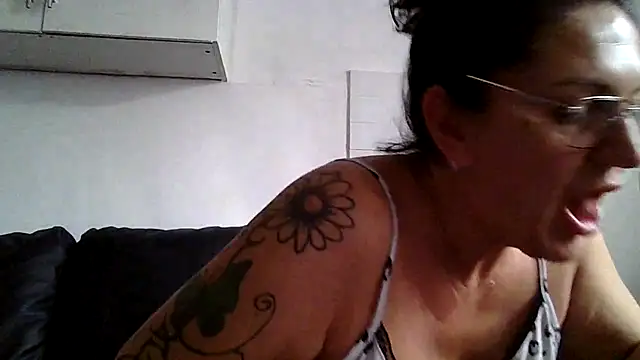RubyyRosee online show from June 29, 2026, 8:54 am