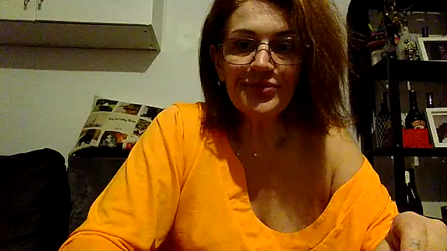 RubyyRosee online show from December 17, 2025, 6:18 am