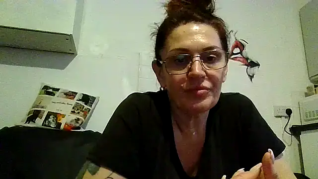Snapshot of RubyyRosee chatting on May 23, 2026, 7:02 pm RubyyRosee online show from May 23, 2026, 7:02 pm