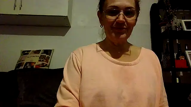 RubyyRosee online show from December 20, 2025, 6:27 am