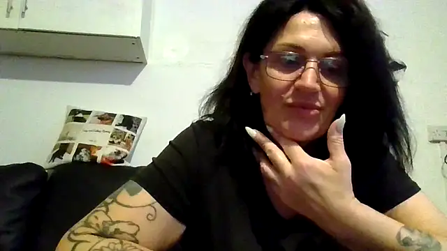 Snapshot of RubyyRosee chatting on June 4, 2026, 5:34 am RubyyRosee online show from June 4, 2026, 5:34 am
