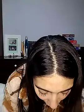 Snapshot of M4tute chatting on July 6, 2026, 8:22 pm M4tute online show from July 6, 2026, 8:22 pm
