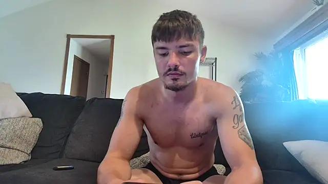 derekmontana2 online show from August 4, 2026, 10:58 pm