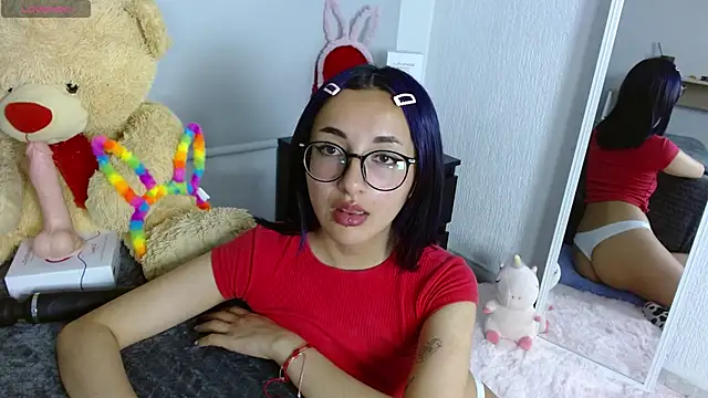 Snapshot of Littlee_Bunny_ chatting on September 9, 2025, 11:52 am Littlee Bunny online show from September 9, 2025, 11:52 am