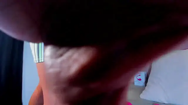 jazmin waked online show from November 9, 2025, 3:32 am