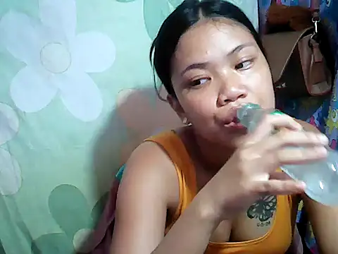 Snapshot of MorenaLovelyPinay24 chatting on February 17, 2026, 5:16 am MorenaLovelyPinay24 online show from February 17, 2026, 5:16 am