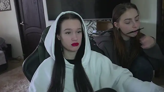 lis silver online show from February 6, 2026, 9:27 am