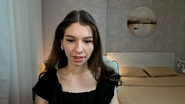 KellyShines online show from October 7, 2025, 1:01 pm