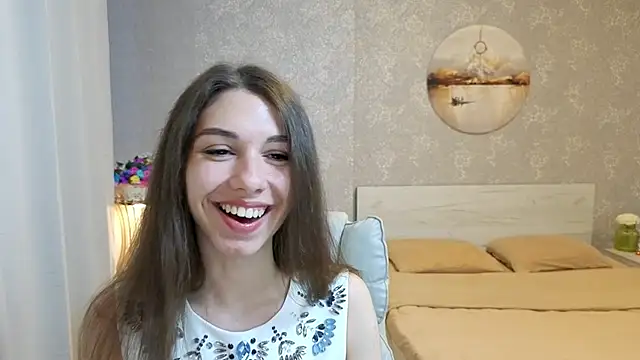 Snapshot of KellyShines chatting on June 13, 2026, 3:21 pm KellyShines online show from June 13, 2026, 3:21 pm