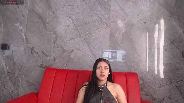 Megara 25 online show from November 1, 2025, 2:44 pm