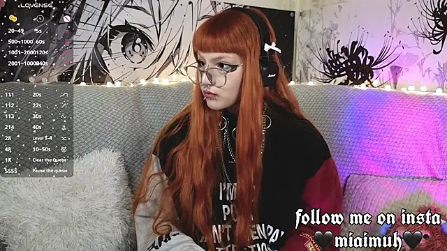 mia  yui online show from April 22, 2026, 6:58 pm