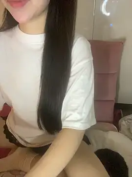 RubyBerry online show from December 3, 2025, 3:40 am