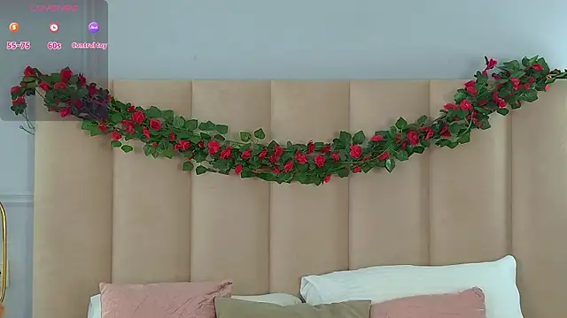 AdoraCortes online show from March 10, 2026, 5:22 am