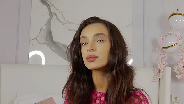 AdoraCortes online show from September 22, 2025, 5:02 am