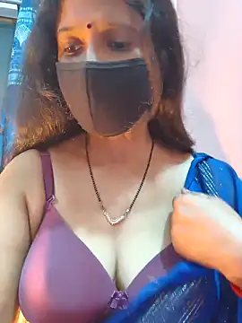 Snapshot of Sonalihot_ chatting on December 18, 2025, 6:40 am Sonalihot online show from December 18, 2025, 6:40 am