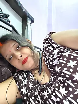 Snapshot of Sonalihot_ chatting on April 28, 2026, 9:35 am Sonalihot online show from April 28, 2026, 9:35 am