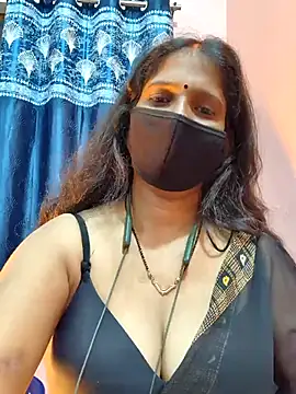 Snapshot of Sonalihot_ chatting on December 1, 2025, 6:09 pm Sonalihot online show from December 1, 2025, 6:09 pm