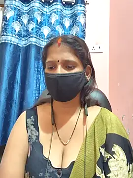 Snapshot of Sonalihot_ chatting on November 28, 2025, 6:46 am Sonalihot online show from November 28, 2025, 6:46 am