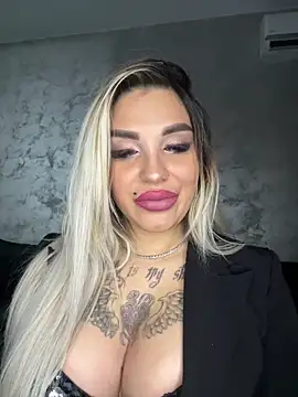 Snapshot of Princess-Jasmine07 chatting on December 15, 2025, 2:56 pm Princess-Jasmine07 online show from December 15, 2025, 2:56 pm