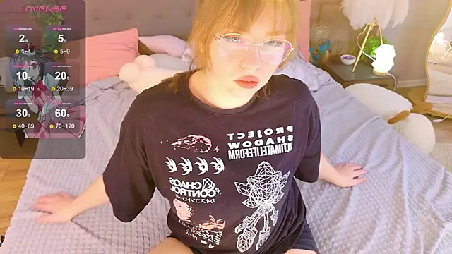 Moon  Bunny online show from June 6, 2026, 3:28 pm