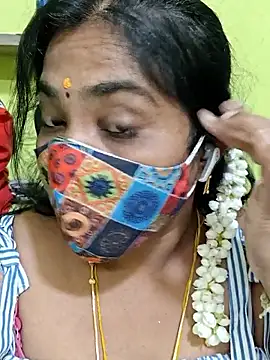 Snapshot of Tamil_Mithra chatting on May 21, 2026, 5:10 pm Tamil Mithra online show from May 21, 2026, 5:10 pm