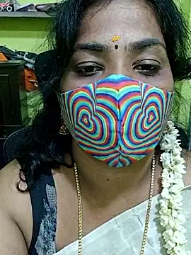 Snapshot of Tamil_Mithra chatting on April 20, 2026, 2:51 pm Tamil Mithra online show from April 20, 2026, 2:51 pm