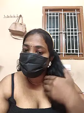 Snapshot of Tamil_Mithra chatting on October 28, 2025, 4:39 pm Tamil Mithra online show from October 28, 2025, 4:39 pm