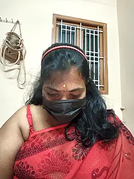 Snapshot of Tamil_Mithra chatting on October 29, 2025, 6:07 pm Tamil Mithra online show from October 29, 2025, 6:07 pm