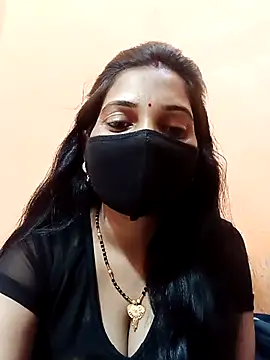 Payal-001 online show from October 14, 2025, 9:04 pm