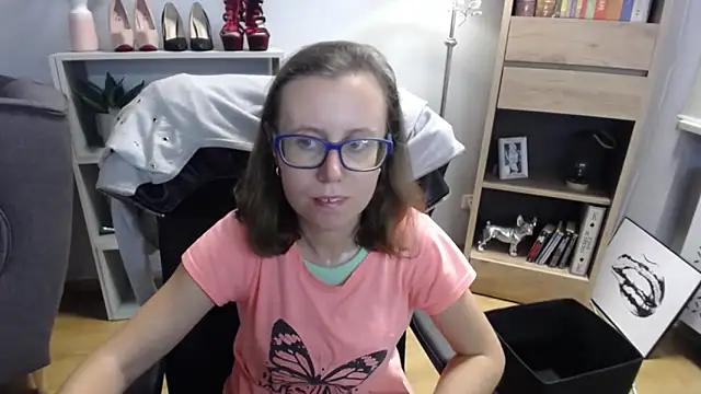 sweetxLizzy online show from September 12, 2025, 4:23 am