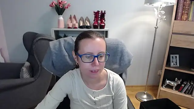 sweetxLizzy online show from October 2, 2025, 4:27 am