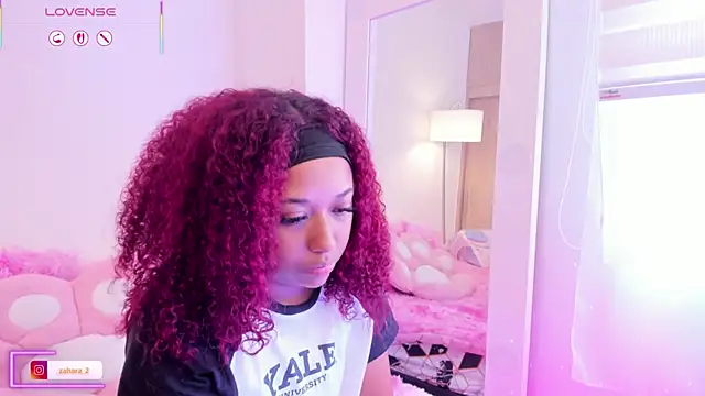  Zahara  online show from December 17, 2025, 5:18 pm