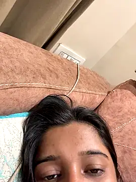 desitease online show from October 28, 2025, 8:30 pm