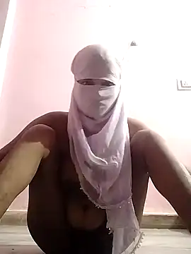 Snapshot of amolicars chatting on October 22, 2025, 4:34 am amolicars online show from October 22, 2025, 4:34 am