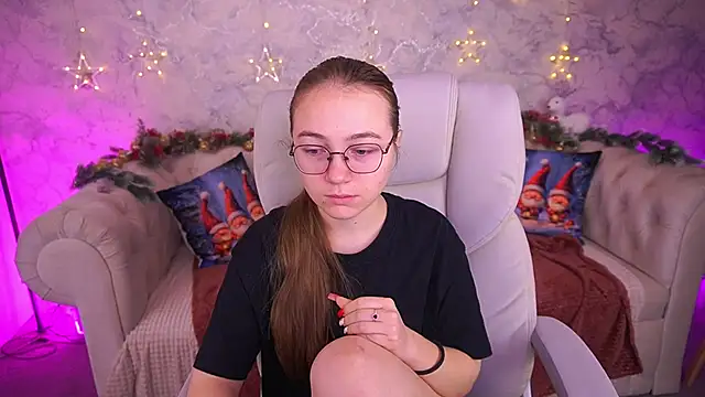 ArrinaWairr online show from January 8, 2026, 8:53 am